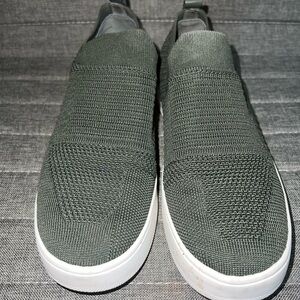 Steve Madden Slip-On Sneakers